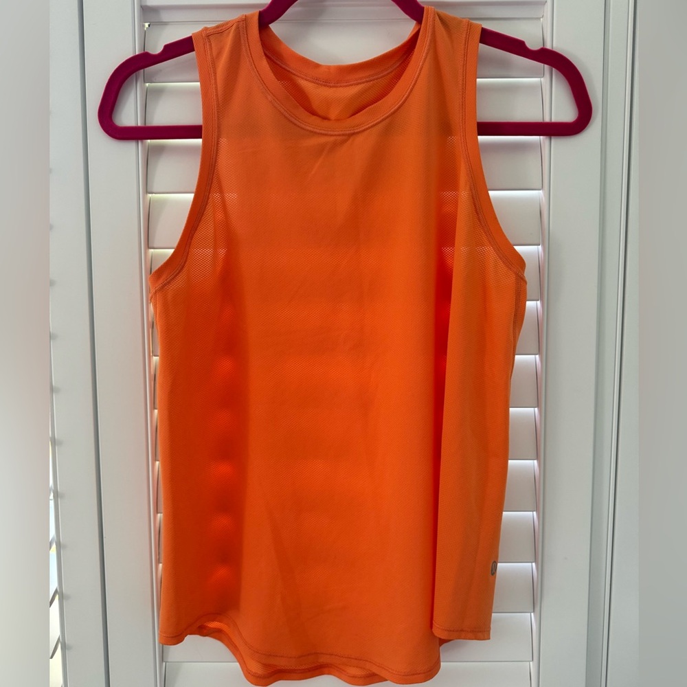 Lululemon running tank size 4